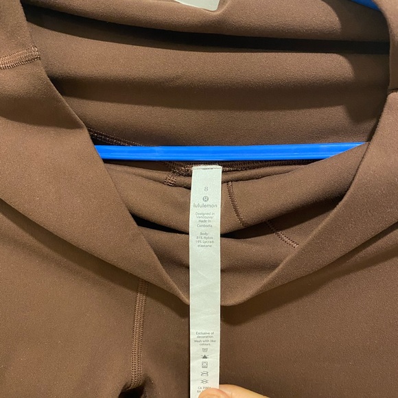 Lullulemon legging was seldom used - Picture 8 of 8